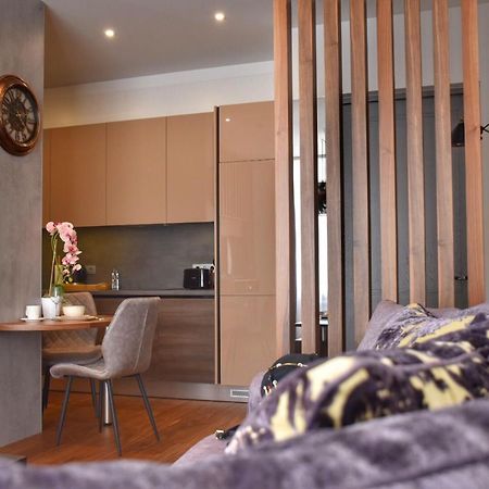 Blaumana Residence Apartment In Riga Center Bagian luar foto