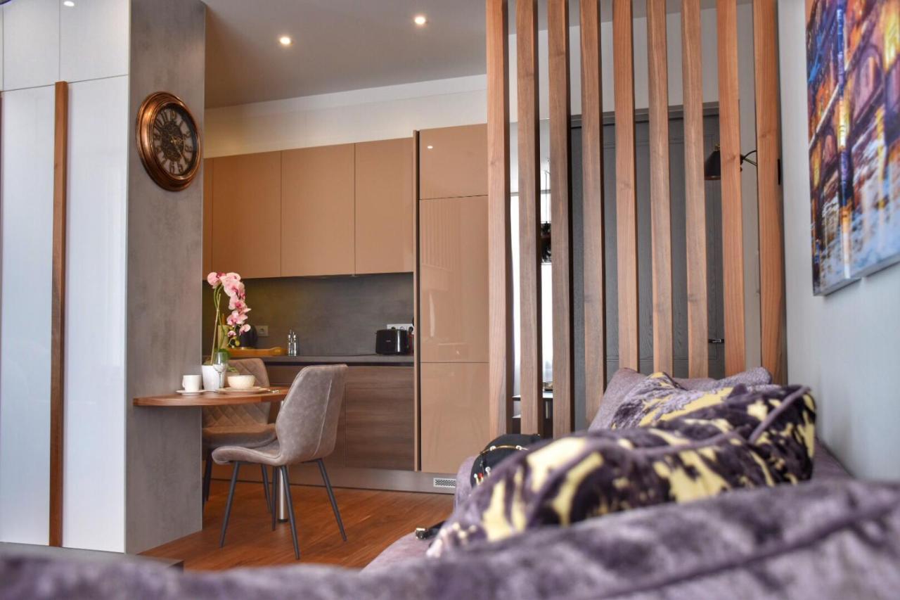 Blaumana Residence Apartment In Riga Center Bagian luar foto