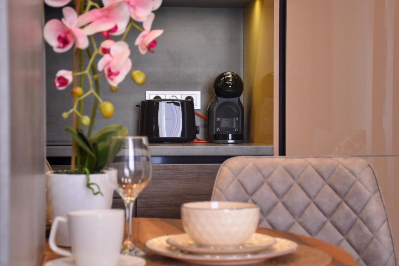 Blaumana Residence Apartment In Riga Center Bagian luar foto