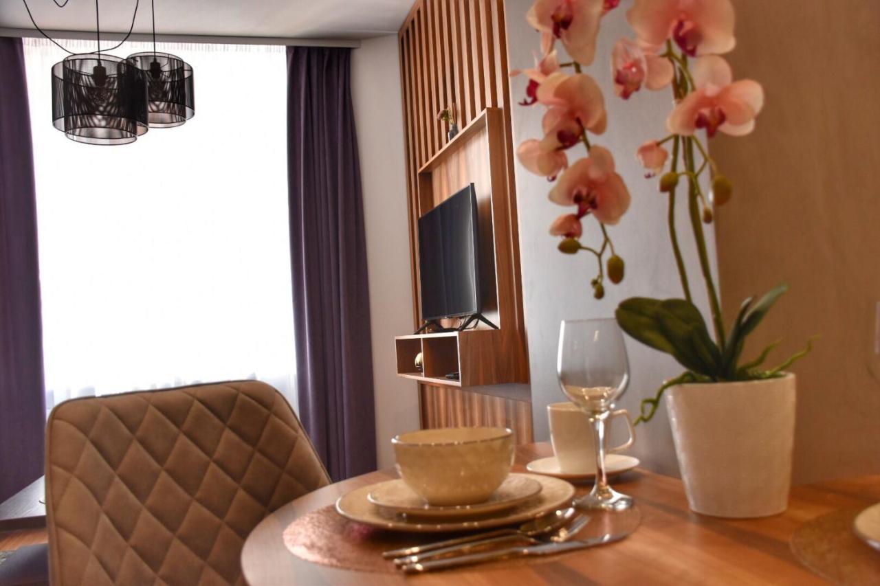 Blaumana Residence Apartment In Riga Center Bagian luar foto